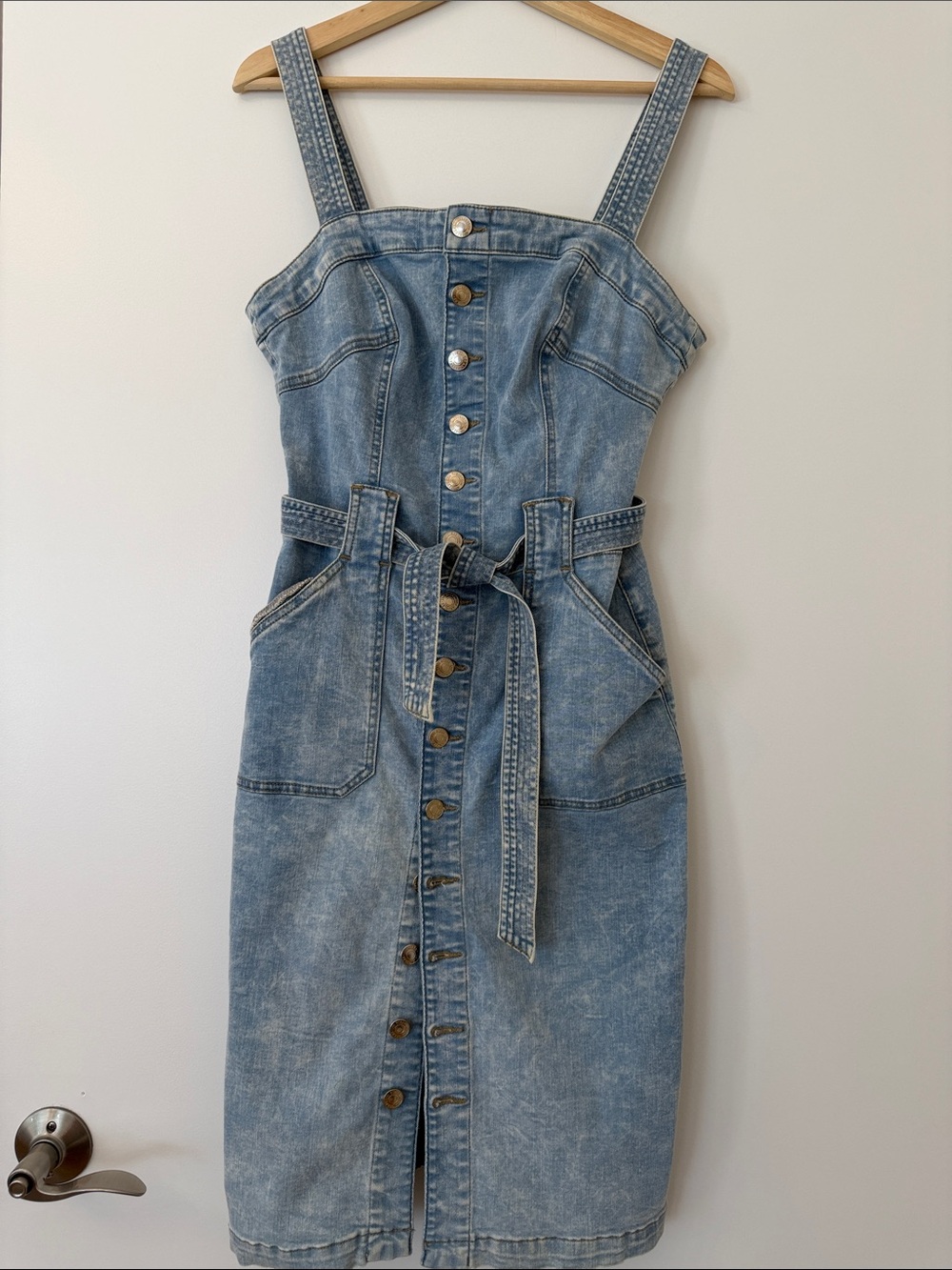 Guess Light Blue Denim Button-Front Midi Dress Tie Belt Western 90s Medium 8